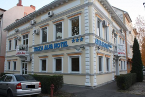 Tisza Alfa Hotel